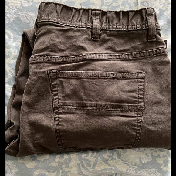 Waterproof Other - ❄️SOLD❄️ men’s outdoors Khaki’s Sz. 38w x 30L